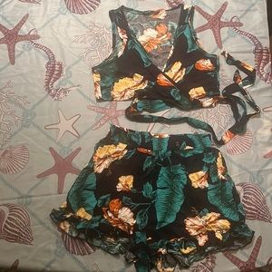Cross-cross Floral Tropical Tie Shirt With Lettuce Ruffle Trim Short Set